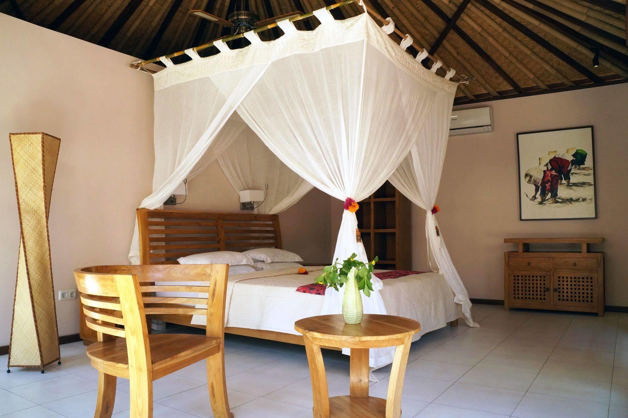 Cili Emas Oceanside Resort Tejakula Eksteriør billede